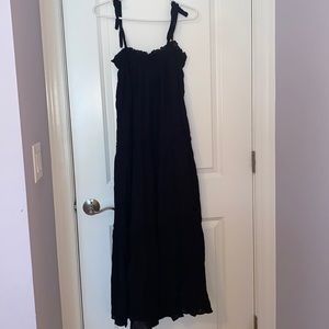 &merci Black Ruffled Maxi Dress